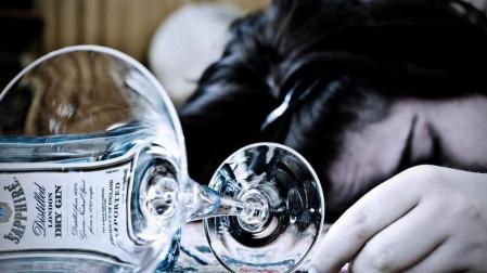 Una asociaci&oacute;n holandesa paga con cerveza a alcoh&oacute;licos cr&oacute;nicos