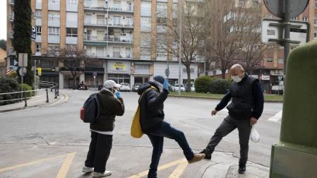 Esta pandemia provocada por el Covid-19 nos ha dejado imágenes únicas de nuestras ciudades y pueblos. Momentos que han captado nuestros fotoperiodistas y que resumen el impacto que esta enfermedad está provocando en Navarra