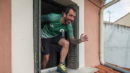 Galería de fotos de Amigos de la Vuelta del Castillo durante la crisis por el coronavirus.