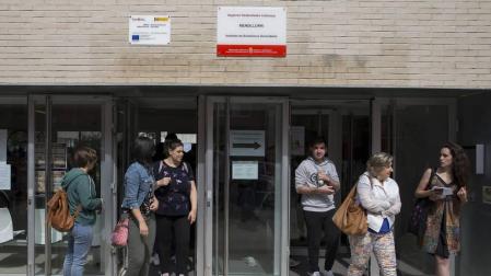 Educación ve difícil pagar a los interinos el verano que firmó el anterior Gobierno