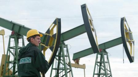 La OPEP decide esta semana si prolonga el recorte en la producción de petróleo