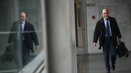 La oposición pide a Ayerdi que "reconozca que se equivocó" con Davalor