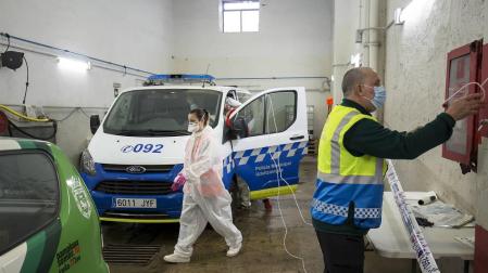 SAR Navarra y la Policía Municipal de Pamplona han desinfectado 1.200 vehículos