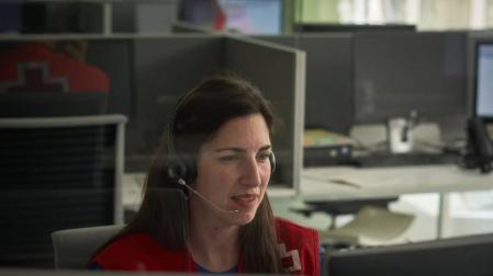 Cruz Roja pone en marcha un servicio telefónico para ofrecer apoyo psicosocial