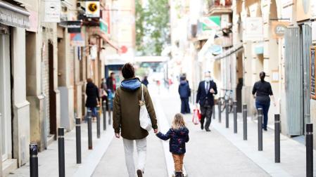 El Gobierno rectifica y los niños podrán salir a dar paseos
