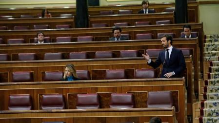 Casado critica la desescalada y avisa a Sánchez que no hará el ridículo con él