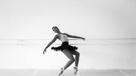 7 ideas para celebrar el Día de la Danza sin salir de casa