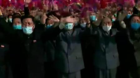 Vídeo: Kim Jong Un reaparece sonriente tras tres semanas de especulaciones sobre su salud