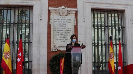 Madrid celebra el Dos de Mayo rindiendo homenaje a sus "nuevos héroes"