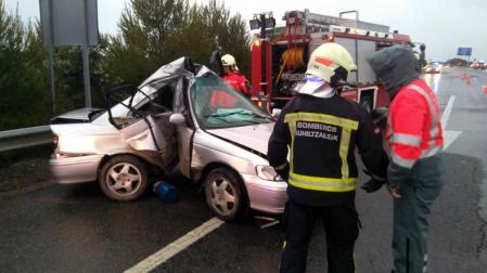 Dos heridos en sendos accidentes de tráfico en Castejón y Lizoáin