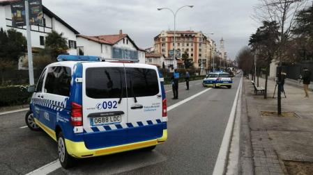 Control de la Policía Municipal en la Baja Navarra.
