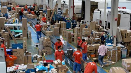La pandemia supera a la Navidad y  al 'Black Friday' en compras online