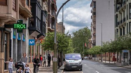 Paseo de la Inmaculada, una de las principales zonas de tránsito peatonal de Estella.