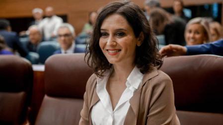 La presidenta de la Comunidad de Madrid, Isabel Díaz Ayuso, durante una sesión plenaria