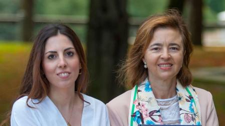 Lucía Alonso, primera firmante del artículo (izquierda), y Amelia Martí, directora del trabajo.