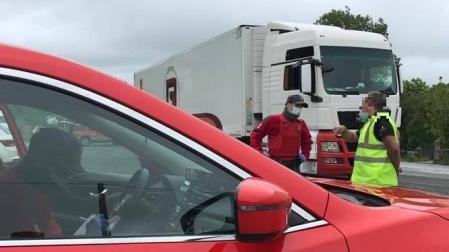 Inmovilizado un camión en la N121A cuyo conductor dio positivo en el narcotest