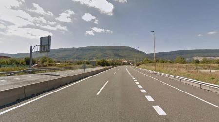 Un motorista fallece tras salirse vía en la Autovía del Norte en Alsasua