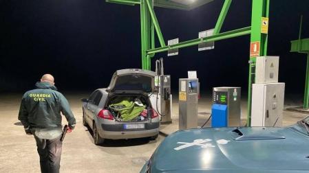 Sancionadas 3 mujeres tras ser sorprendidas de acampada en el pantano de Yesa