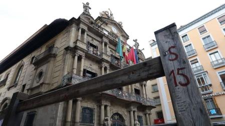 El Ayuntamiento de Pamplona sigue trabajando en las contrataciones para las fiestas de San Fermín.