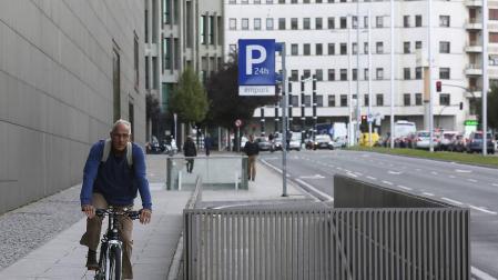 Un carril bici unirá avenida de Bayona y la del Ejército hasta Yanguas y Miranda
