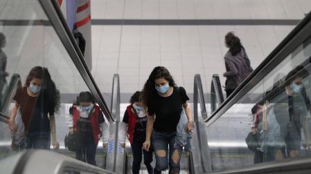 Las grandes superficies comerciales abrirán desde el lunes con límite de aforo