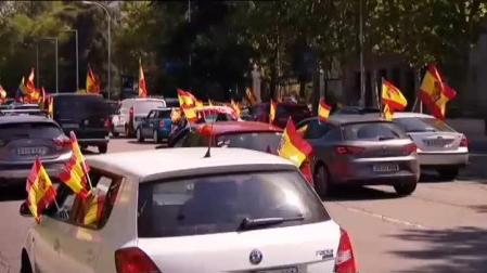 Vídeo: La manifestación contra el Gobierno en Madrid organizada por Vox cita a miles de personas