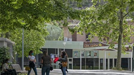 Los Llanos reabre la hostelería y el cine esperará a septiembre