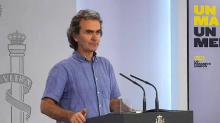 Simón puntualiza que en la fase 2 se mantendrán franjas para mayores y vulnerables