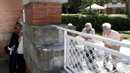 Autorizadas desde el lunes las visitas a centros de personas mayores