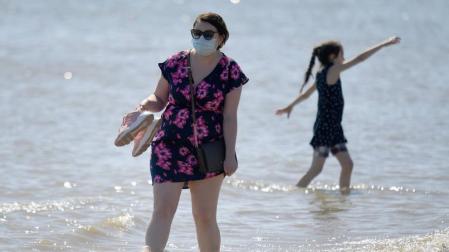 Reino Unido suma 113 muertos por COVID-19 y detecta 1.936 contagios