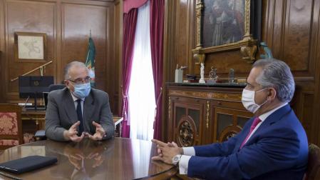 Maya y el presidente de la CEN analizan la situación económica generada por la Covid-19