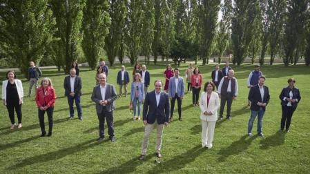 Esparza propone un equipo "renovado" y "fuerte" para optar a dirigir UPN