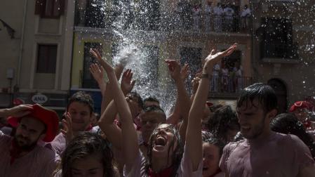 Medio centenar de municipios y concejos han cancelado ya sus fiestas