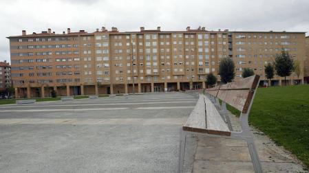 Un año de prisión por robar un móvil en el Parque de los Enamorados de Pamplona