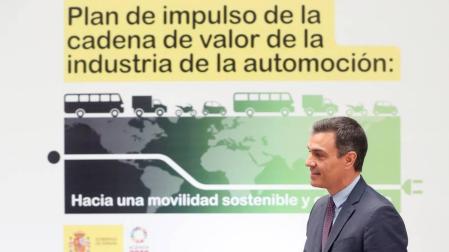 El presidente del Gobierno, Pedro Sánchez, acude al acto de presentación del Plan de impulso de la cadena de valor de la industria de la automoción.