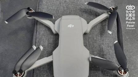 Denunciado por sobrevolar el castillo de Javier con un dron sin permiso ni licencia.