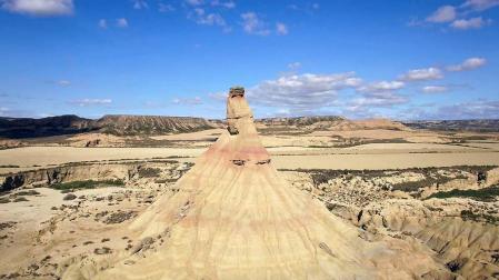 '¡Qué animal' explora las Bardenas Reales en Navarra y entrevista al mago Jorge Blass