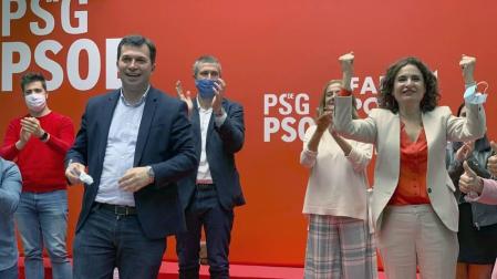 La ministra de Hacienda, María Jesús Montero y el candidato del PSdeG-PSOE a la Xunta de Galicia, Gonzalo Caballero.