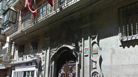 Sede del PNV de Navarra en la calle Zapatería de Pamplona.