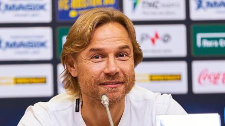 Valery Karpin, entrenador del Rostov.