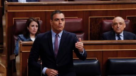 Sánchez pide dejar trabajar a los jueces en caso del rey y defiende a González