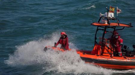 Recuperan el cadáver de un joven que fue arrastrado por el mar en Gijón