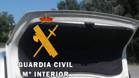 Interceptado en San Adrián cuando transportaba un cordero en el maletero