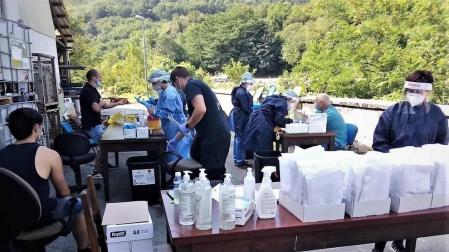 Salud extiende las pruebas en Sunbilla, donde ya hay 16 contagiados