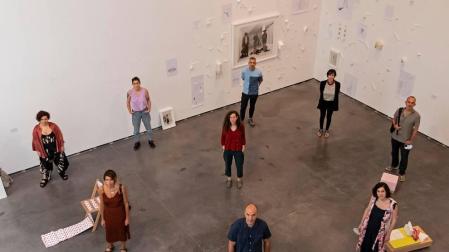 De izda. a dcha.: primera fila, Jaione Michelena, Germán de la Riva y Elvira Palazuelos; en segunda fila, Naia Mira, Maite Redondo y Patxi Araujo; en última fila, Katixa Goldarazena, Alfredo Zubiaur e Itsaso Iribarren.