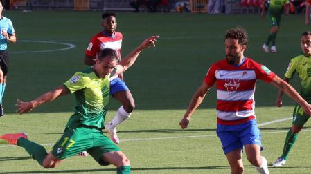 El Eibar sella media permanencia ante un Granada que se desinfla