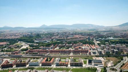 Incendio en una vivienda de Buztintxuri por una colilla tirada en una papelera