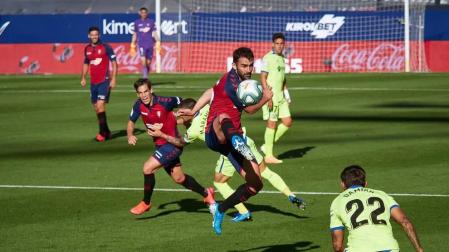 Imágenes más destacadas del encuentro correspondiente a la Jornada 34 de LaLiga Santander disputado en el estadio de El Sadar.