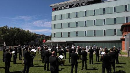 Música de La Pamplonesa este 7 de julio en el exterior del CHN