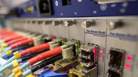 Adamo llevará fibra óptica a 100.000 hogares en 2021